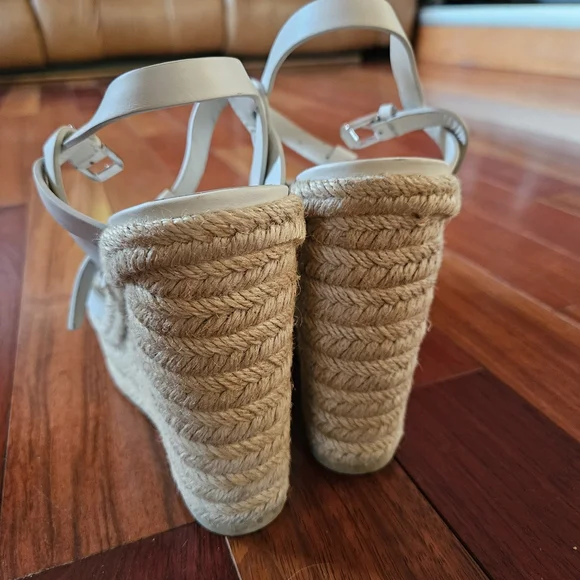 YSL Yves St. Laurent TRIBUTE espadrilles wedge in smooth leather
WHITE Size 38.5 - Picture 3 of 5